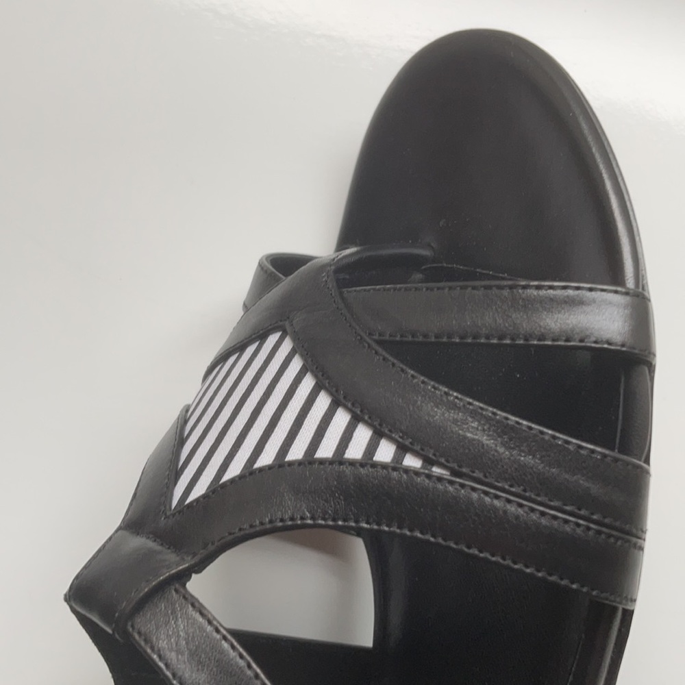 Balenciaga NEW never worn iconic balenciaga sandals - Picture 4 of 8